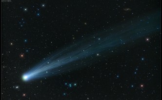 Cometa ISON 2012C ripresa dall'astrofilo inglese Damian Peach